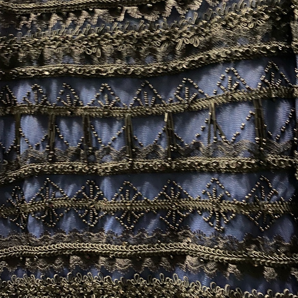 Aidan Mattox geometric beaded sleeveless cocktail dress - Picture 6 of 7